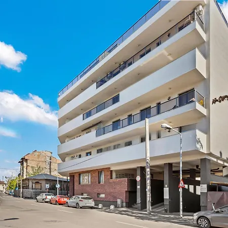La Vie Est Belle Apartment Bucharest